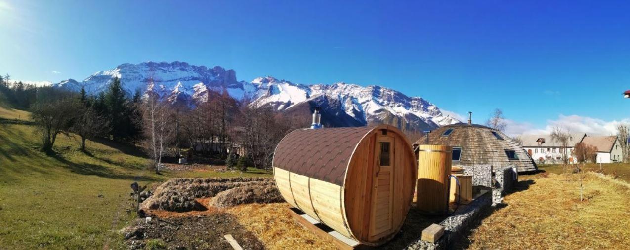 Au-Dela Des Nuages, Maison D'Hotes Insolite & Spa Aubessagne Buitenkant foto