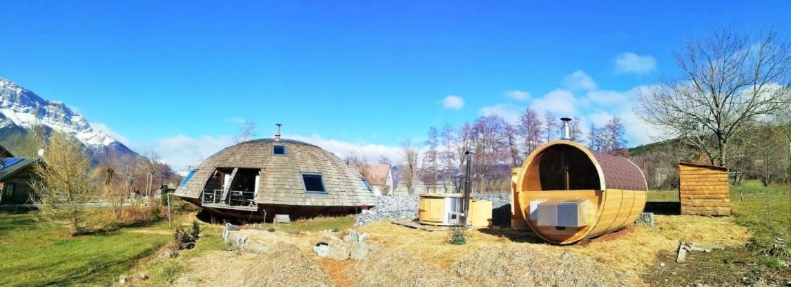 Au-Dela Des Nuages, Maison D'Hotes Insolite & Spa Aubessagne Buitenkant foto