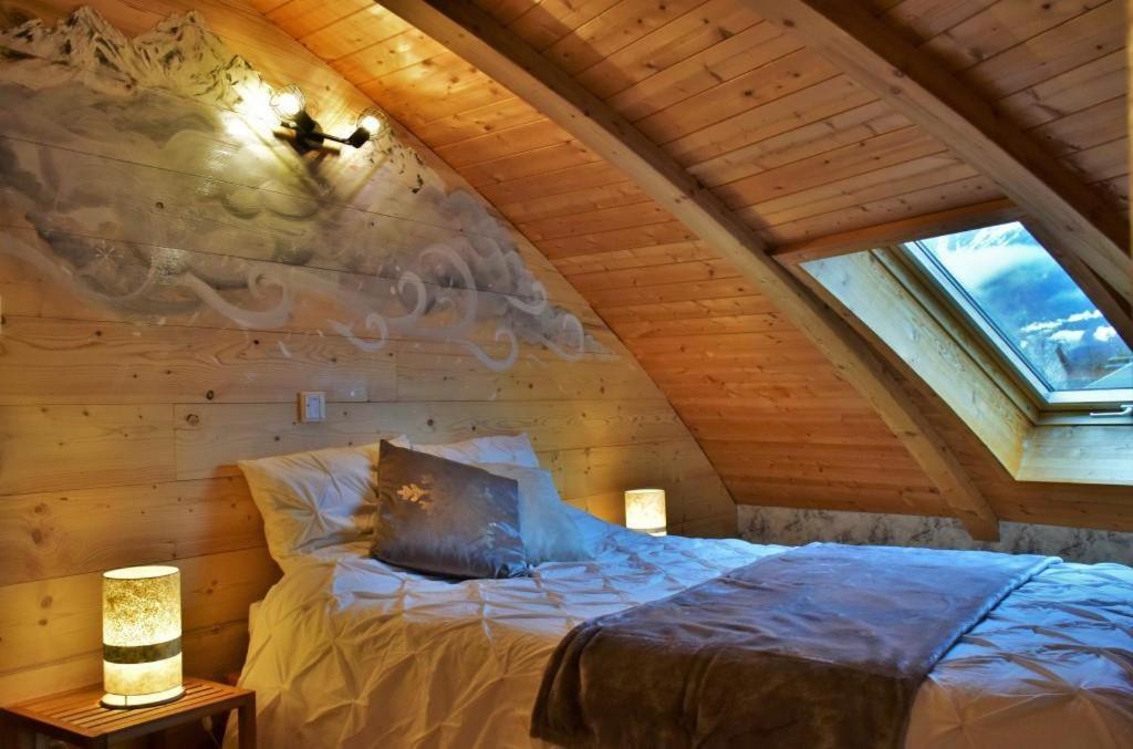 Au-Dela Des Nuages, Maison D'Hotes Insolite & Spa Aubessagne Buitenkant foto