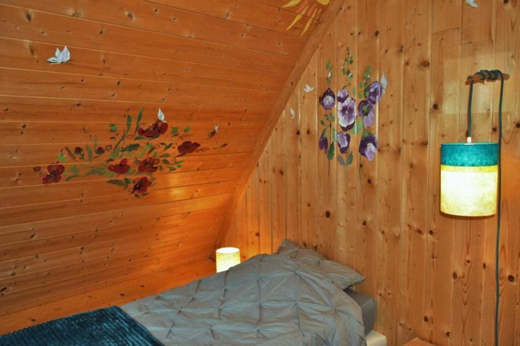 Au-Dela Des Nuages, Maison D'Hotes Insolite & Spa Aubessagne Buitenkant foto