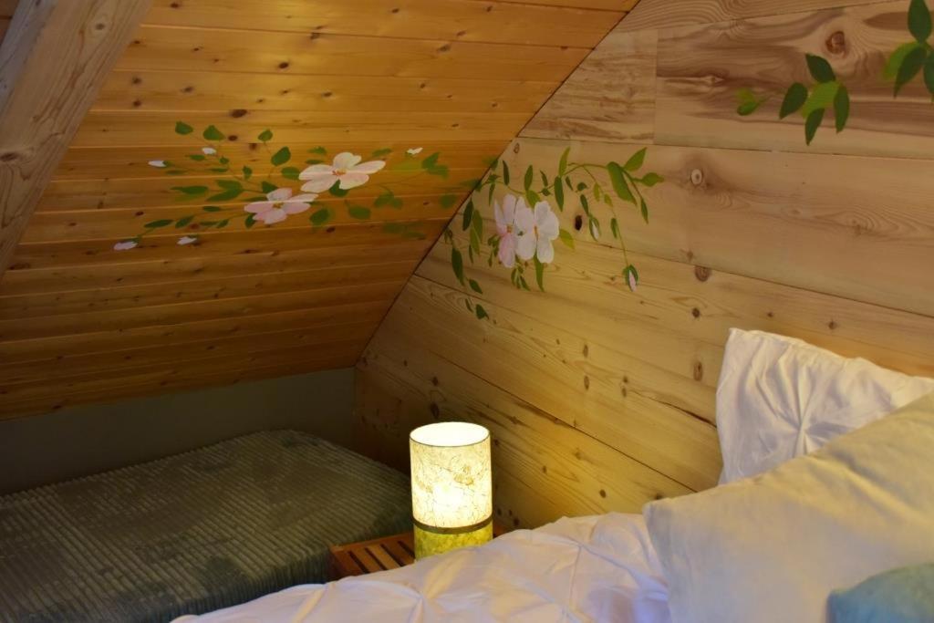 Au-Dela Des Nuages, Maison D'Hotes Insolite & Spa Aubessagne Buitenkant foto